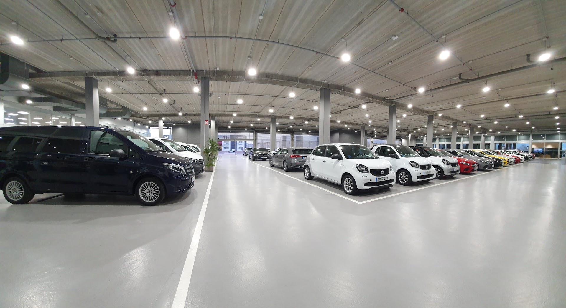 AUTOCAS Mercedes-Benz - MiConcesionario