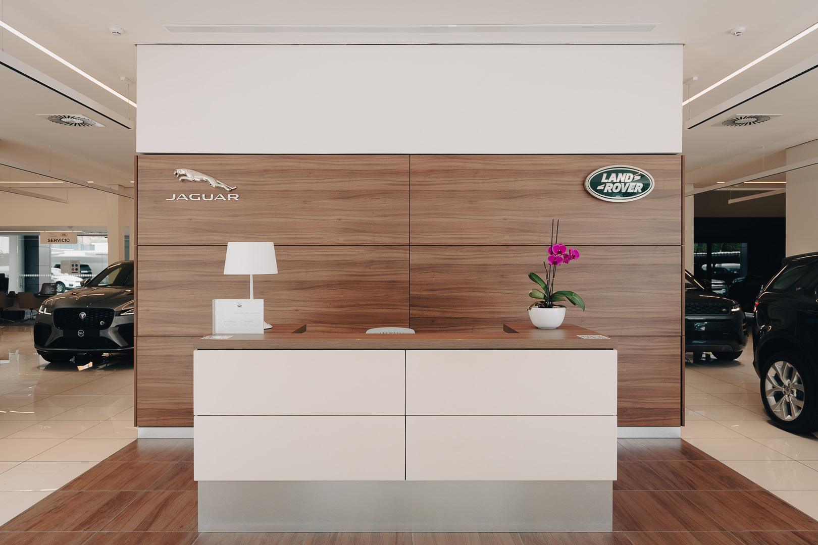 Taller Oficial Land Rover C. de Salamanca (Marbella) - MiConcesionario