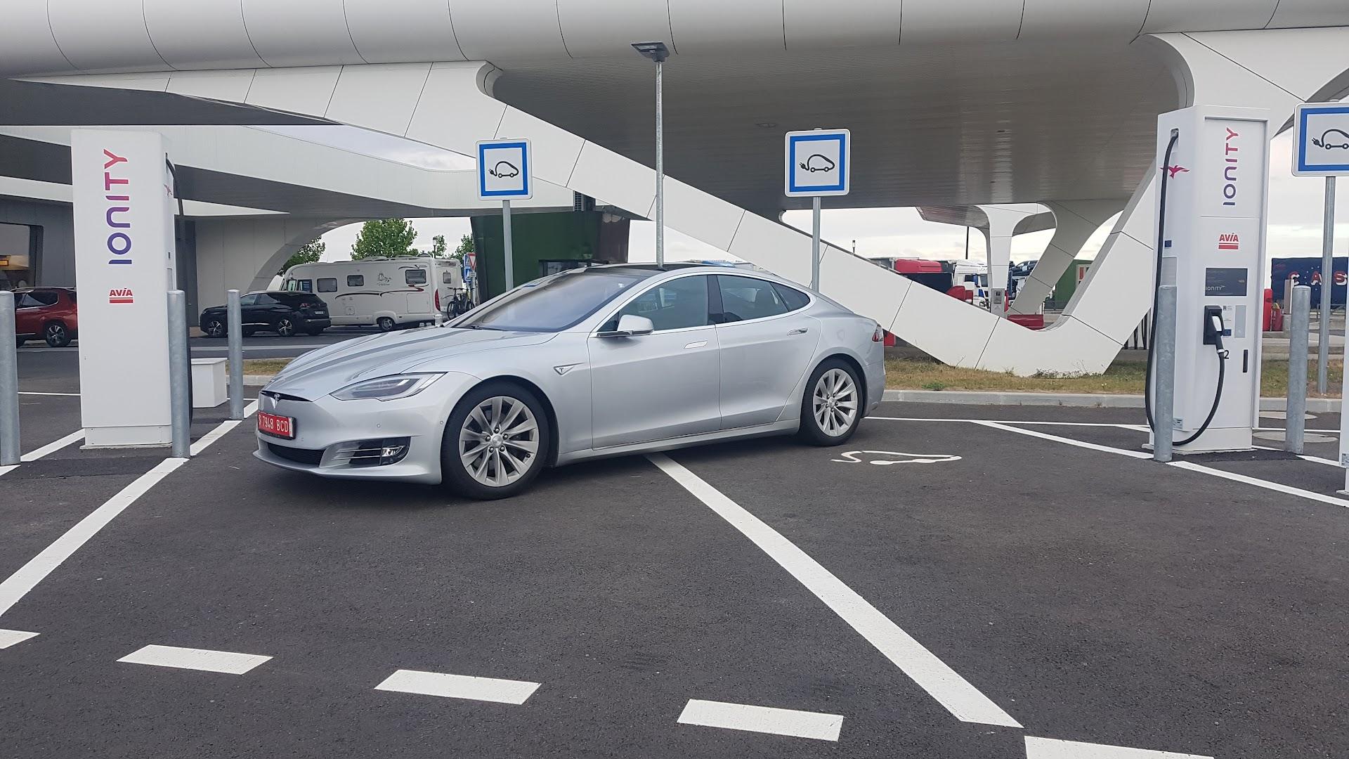 Tesla Import Specialist - MiConcesionario